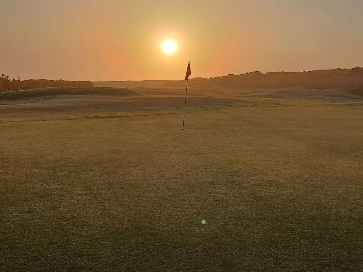 Imagine ending your round on a night like this ☀️⛳ #SpiritOfGolf

Make it even better by pairing it up with our brand new #MoraySpeysideGolfPass to save money playing in our beautiful region!

morayspeysidegolf.com/golfpass/

📌 - Hopeman Golf Club
📷 - theplantbughopeman (IG)