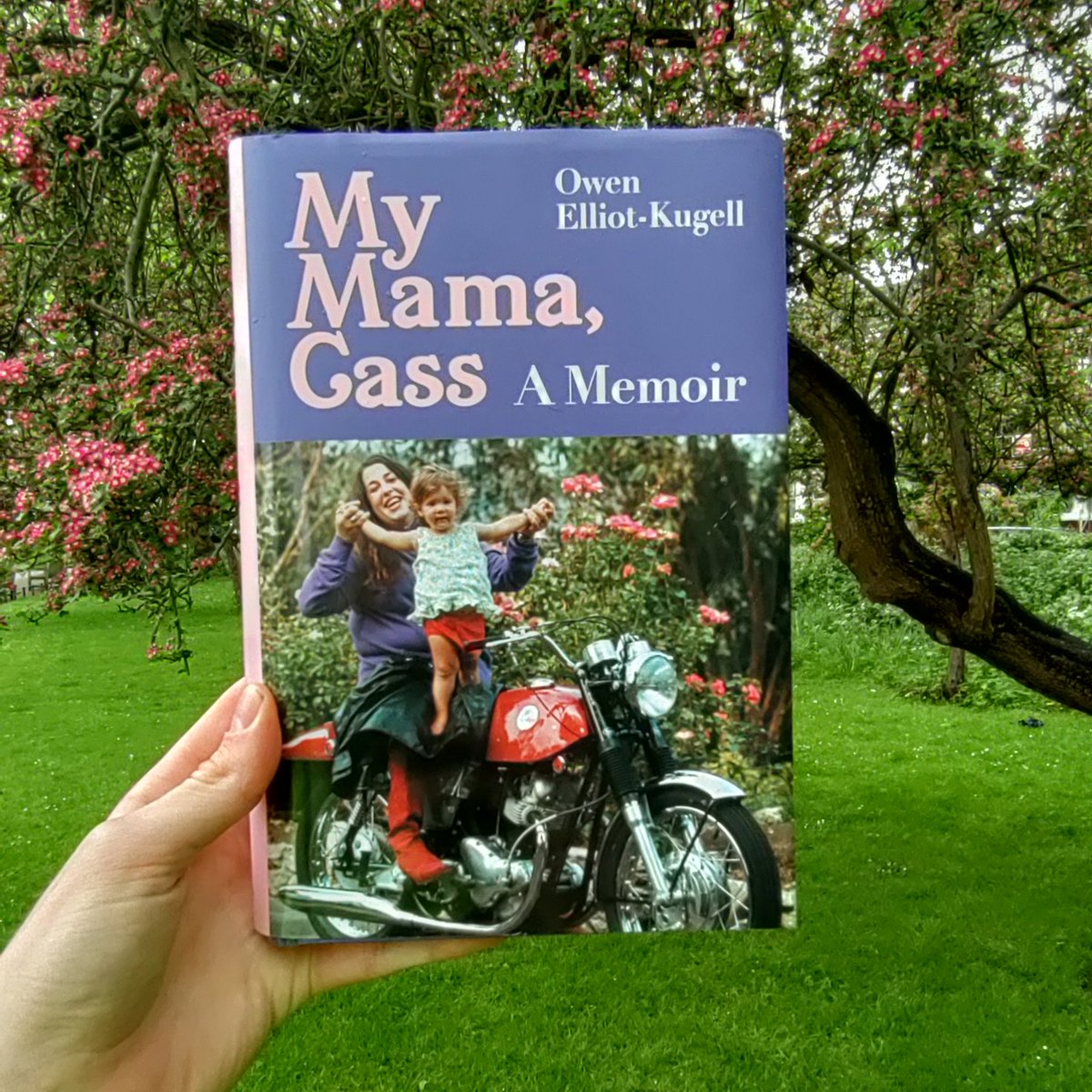 This is a book about making your own kind of music Owen Elliot-Kugell's incredible account of her mother, the inimitable 'Mama Cass' Elliot, is out in the UK next week. Signed pre-orders 🔗 found.ee/MyMamaCassBook