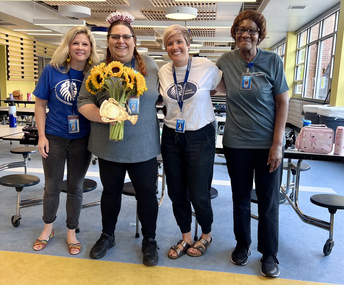 We celebrated School Lunch Hero Day today in honor of our cafeteria staff!! We are grateful for all they do to get to know our students and provide them with nutritious meals to fuel their school day! @ACPSk12 @ACPSNutrition #SLHD24 #ACPSLunchHero