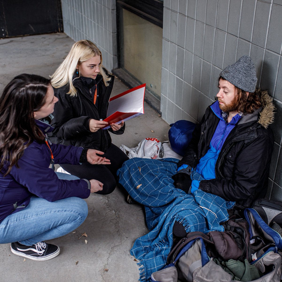 Spring weather is tough, especially for those without a home. Our outreach teams are there, rain or shine, offering support to those sleeping rough in the cold and rain. You can be there too. Donate today to provide a warm, safe place to sleep: action.mungos.org/lastnight_soci…