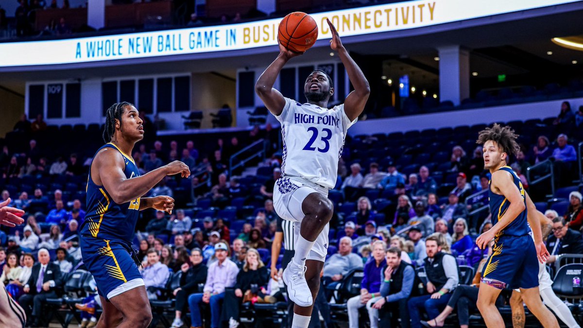 🚨TRANSFER ALERT🚨 Very big pickup for the #Sooners as OU lands transfer guard Duke Miles Former Big South First Team All-Conference pick 📝: 247sports.com/college/oklaho…