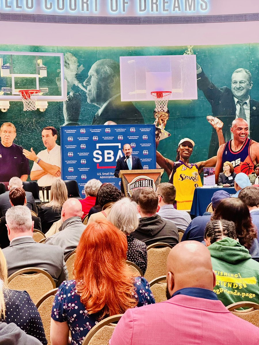 Final stop on National #SmallBusinessWeek tour @Hoophall in Springfield, MA. Spoke about @SBAgov’s historic reforms to democratize access to capital and grow small dollar loans.