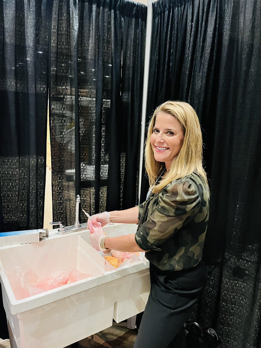 Amy Krambeck (@amy_krambeck) on Twitter photo Sold out enucleation for BPH course at the AUA 2024. It takes a village to get one of these courses off the ground and I truly appreciate all the experts- from clinicians to industry -who dedicated their time. Thank you!@NM_Urology <a href="/EndourologyNm/">NM_Endourology</a> <a href="/AssmusMark/">Mark Assmus</a> #AUA24 Sold out enucleation for BPH course at the AUA 2024. It takes a village to get one of these courses off the ground and I truly appreciate all the experts- from clinicians to industry -who dedicated their time. Thank you!@NM_Urology <a href="/EndourologyNm/">NM_Endourology</a> <a href="/AssmusMark/">Mark Assmus</a> #AUA24