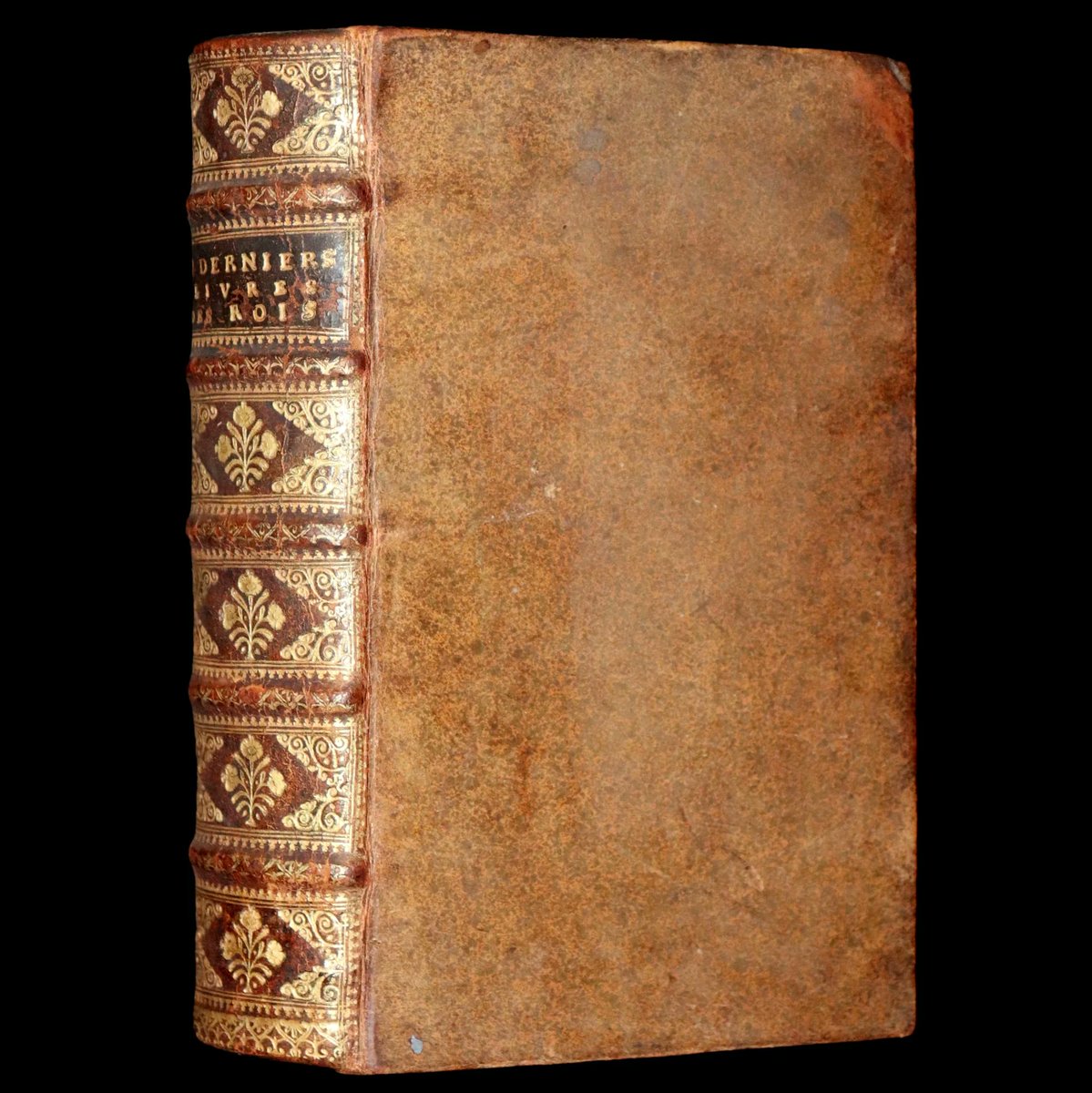 Discover the divine drama of kings and prophecies in this 1687 Latin-French Bible, featuring 'The Last Two Books of King.'mflibra.com/products/1687-… A timeless treasure that echoes the power and spirituality of biblical tales. #BookWithASoul #MFLIBRA #OwnAPieceOfHistory #RareBooks
