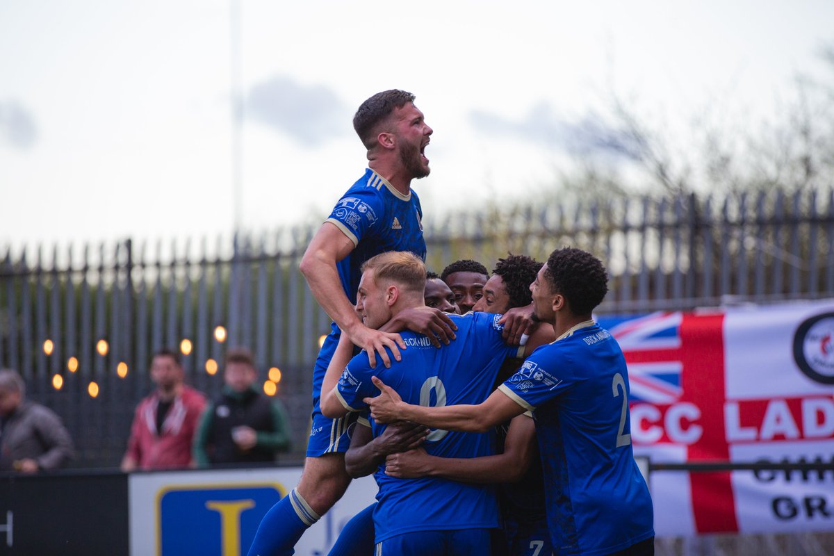 We are delighted to announce in conjunction with @MarineAFC that a live stream will be available for purchase for Monday's Play Off Final. All the details can be found below ⬇️ macclesfieldfc.com/latest-news/pl…