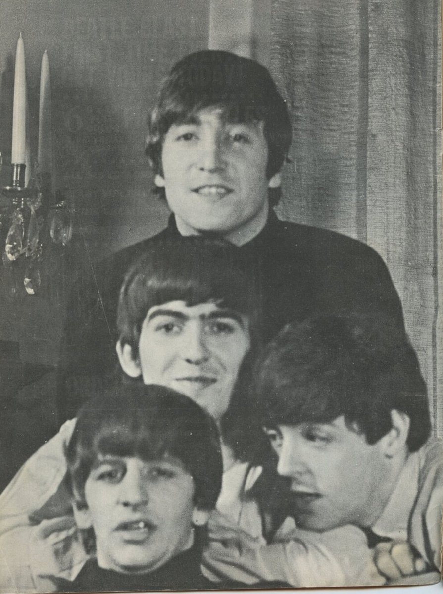 this picture!! look at them!!