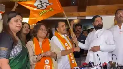 Upendrra Rai (@upendrrarai) on Twitter photo Former Congress leader <a href="/sanjaynirupam/">Sanjay Nirupam</a> along with his wife and daughter join #ShivSena, in the presence of Maharashtra CM <a href="/mieknathshinde/">Eknath Shinde - एकनाथ शिंदे</a>, in Mumbai. Former Congress leader <a href="/sanjaynirupam/">Sanjay Nirupam</a> along with his wife and daughter join #ShivSena, in the presence of Maharashtra CM <a href="/mieknathshinde/">Eknath Shinde - एकनाथ शिंदे</a>, in Mumbai.
