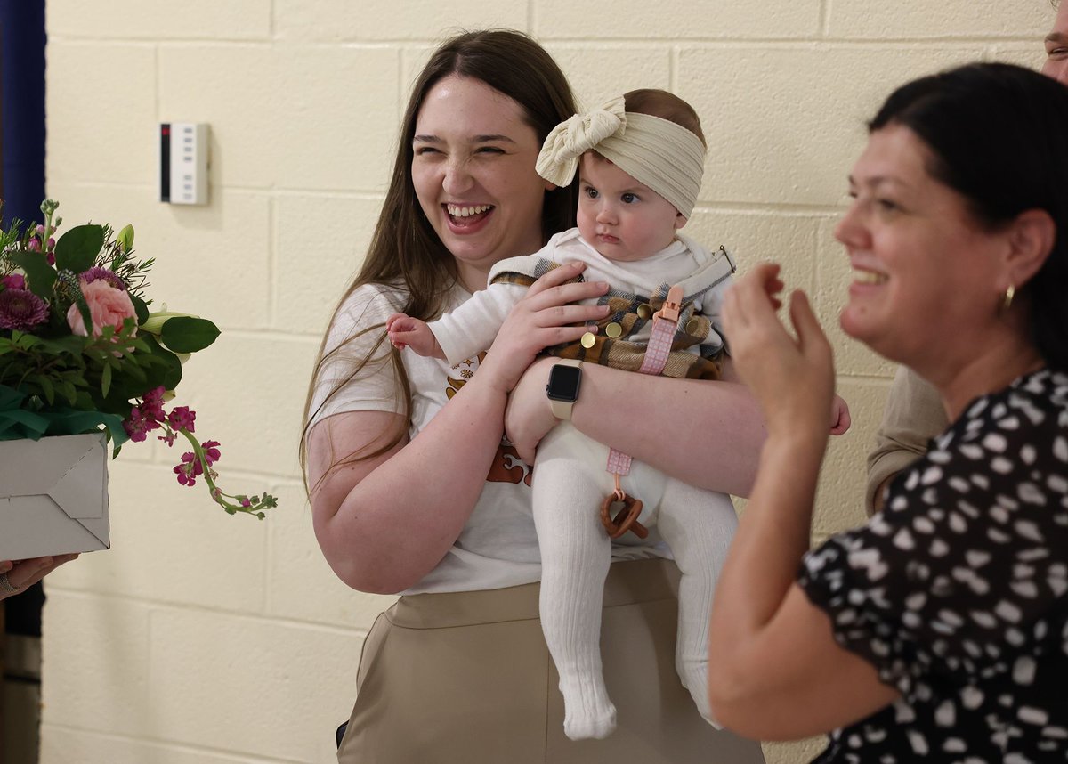 🎉 SURPRISE! SURPRISE! 🎉

Mark Twain West administrative assistant Brian Hill is our 2024 Support Staff Person of the Year, and Mark Twain West school counselor Samija Halilovic is our 2024 Teacher of the Year! (1/2)