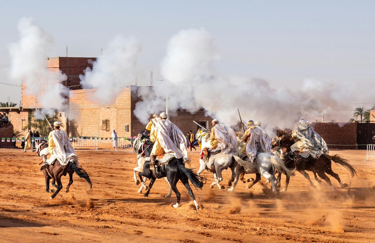 The Fantasia is a very old Algerian equestrian tradition, manifested by the simulation of military assaults often practiced to celebrate weddings and many other occasions