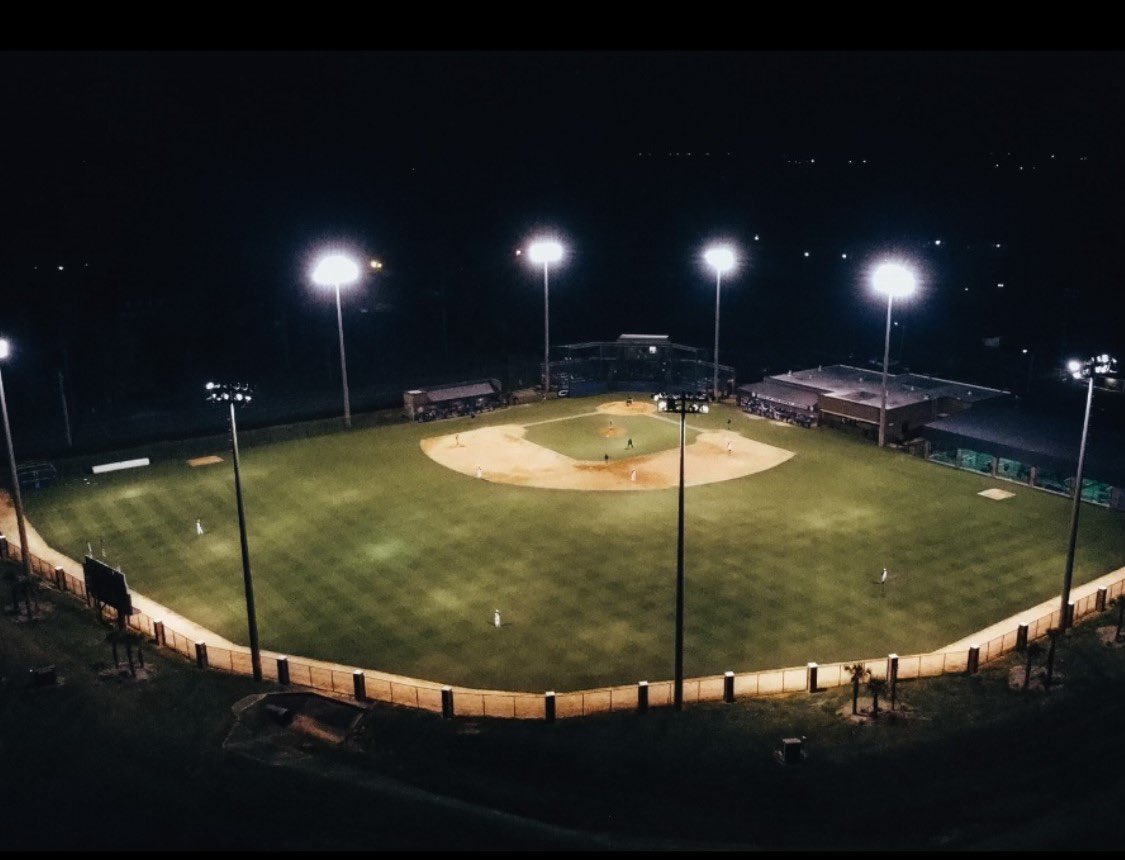 Exciting day of baseball as the FCSAA DI Regionals (Best-of-3) swing into action at four sites: Santa Fe at FSW, 3 pm Pensacola at Indian River, 3 pm Polk at NW Florida, 6 pm Miami Dade at Chipola, 7 pm All times eastern. 📷: @FSWBucs @TurfManMatt @NWFRaiders @Chipola_BSB