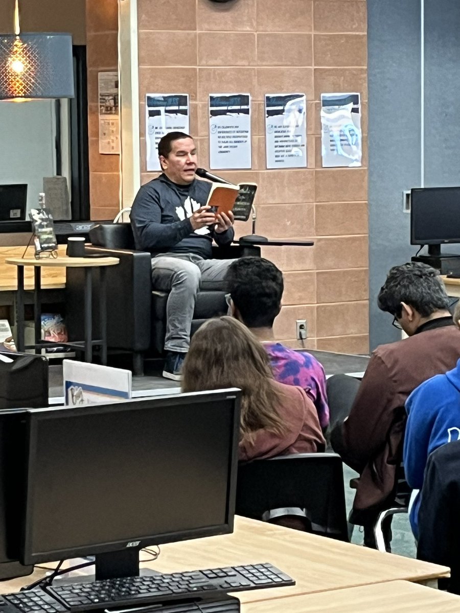 It was a great morning today at @johnfrasersecondary where we had the amazing opportunity to hear @waub Waubgeshig Rice share his experiences and stories with @peelschools and @pdsbindigenous students.