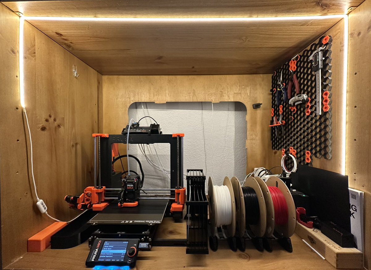 Working on Part II of the “where do I fit 5 rolls inside the cabinet so the MMU3 makes sense” project with what I hope will be an attractive, efficient and functional solution. What do you think?

#PrintEveryDay
#DesignWhenYouCan