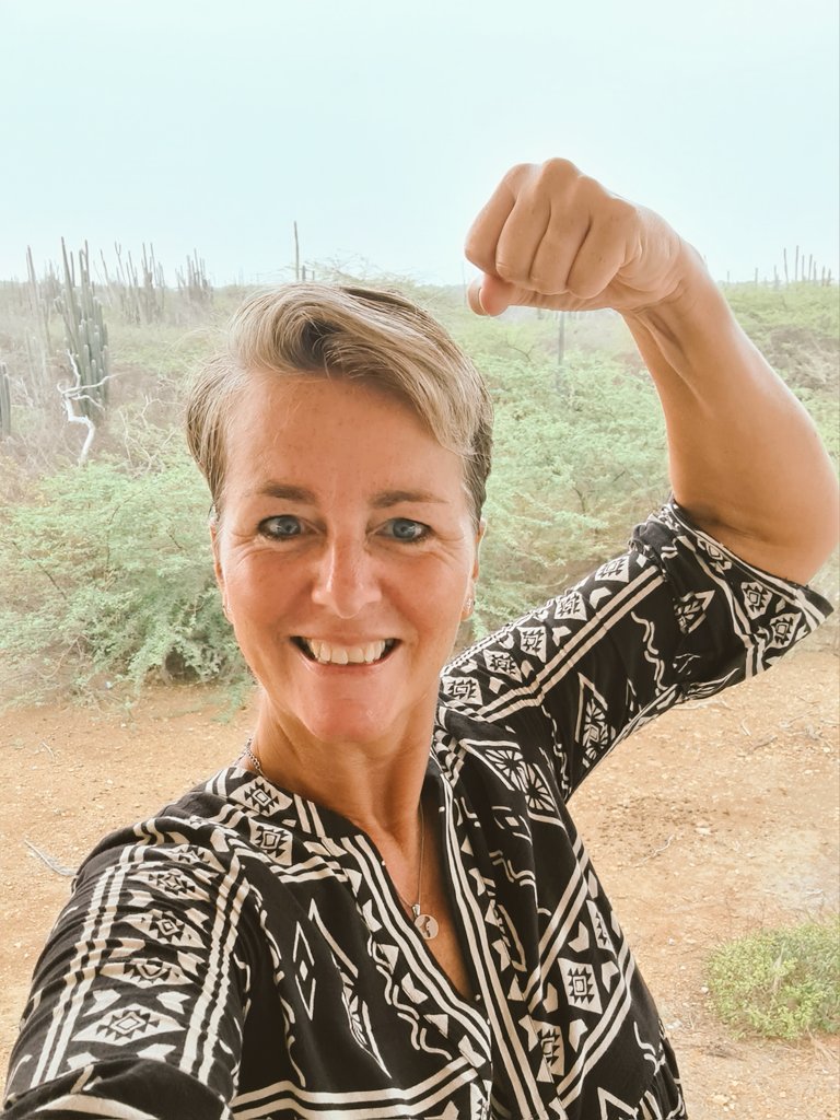 Happy #flexfriday Peakers!! And a Great weekend! 
<a href="/MyPeakChallenge/">My Peak Challenge</a> <a href="/SamHeughan/">Sam Heughan</a> <a href="/CoachValbo/">John Valbonesi</a> @fitmooney <a href="/DutchPeakers/">Dutch Peakers™️</a> <a href="/AOKPeakers/">Acts of Kindness Peakers</a> <a href="/SilverPeakers/">Silver Peakers</a> <a href="/CarePeakers/">HealthCareWorkerPeakers</a> <a href="/IslandPeakers/">Island Peakers</a>