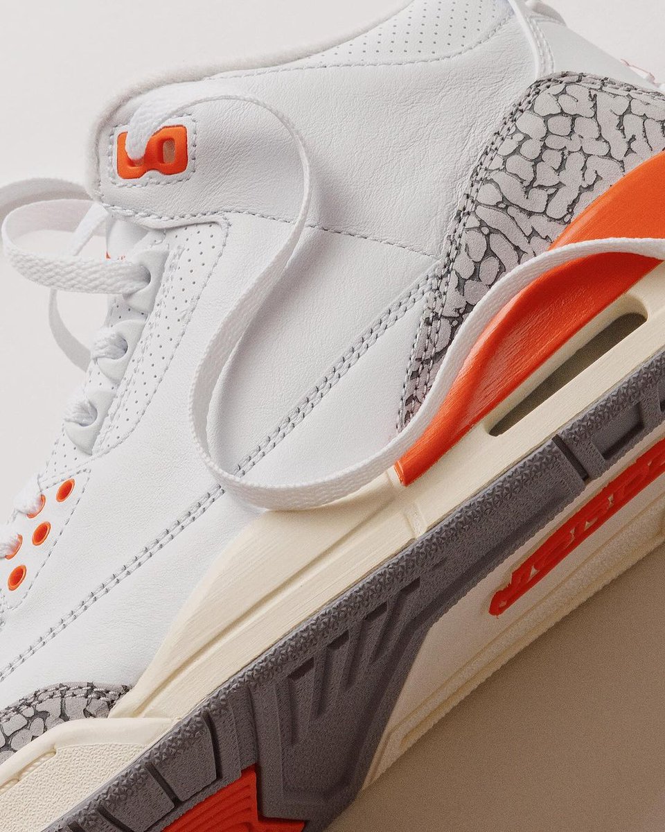 Available via Nike US 🍑 Air Jordan 3 Retro 'Georgia Peach' Wmns:bit.ly/3QaKktG Kids:bit.ly/4aJt8nv