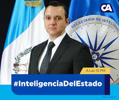 Adivinen quien estaba a cargo de la inteligencia del Estado cuando el dipunarco Ubico presidió la comisión de Defensa en el congreso?? Mario Duarte alias el Sudoroso —Pusieron a un idiota a cargo de la inteligencia ...otro logro más del charamila Morales 🤡💩