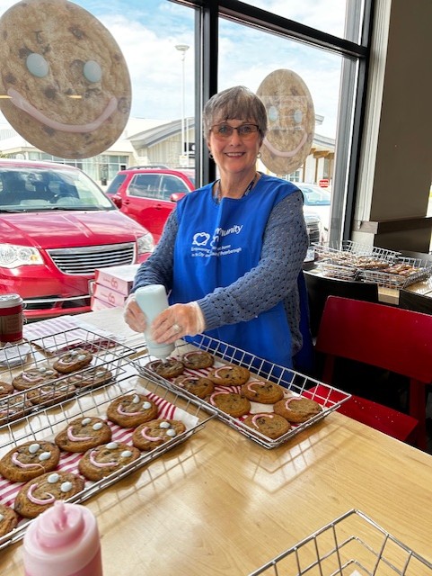 Day 5 of #SmileCookie week! Thank you to both Gina and Cheryl - Millbrook Volunteers - who decorated cookies today @TimHortons on Crawford Dr in #Ptbo. 😊🍪 Smile Cookies are available until this Sunday, May 5! 😊🍪