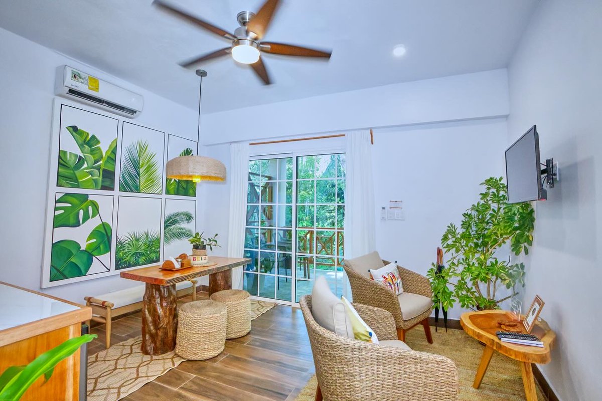 villamassis's tweet image. The ultimate summer awaits! Endless sunshine, exotic adventures, and pure relaxation at Villa Massis in Belize. Are you in? 🇧🇿
.
.
.
.
.
#belizeallday #friyayvibes #byewinter #villamassis #belize #travelbelize #belizeit #travel