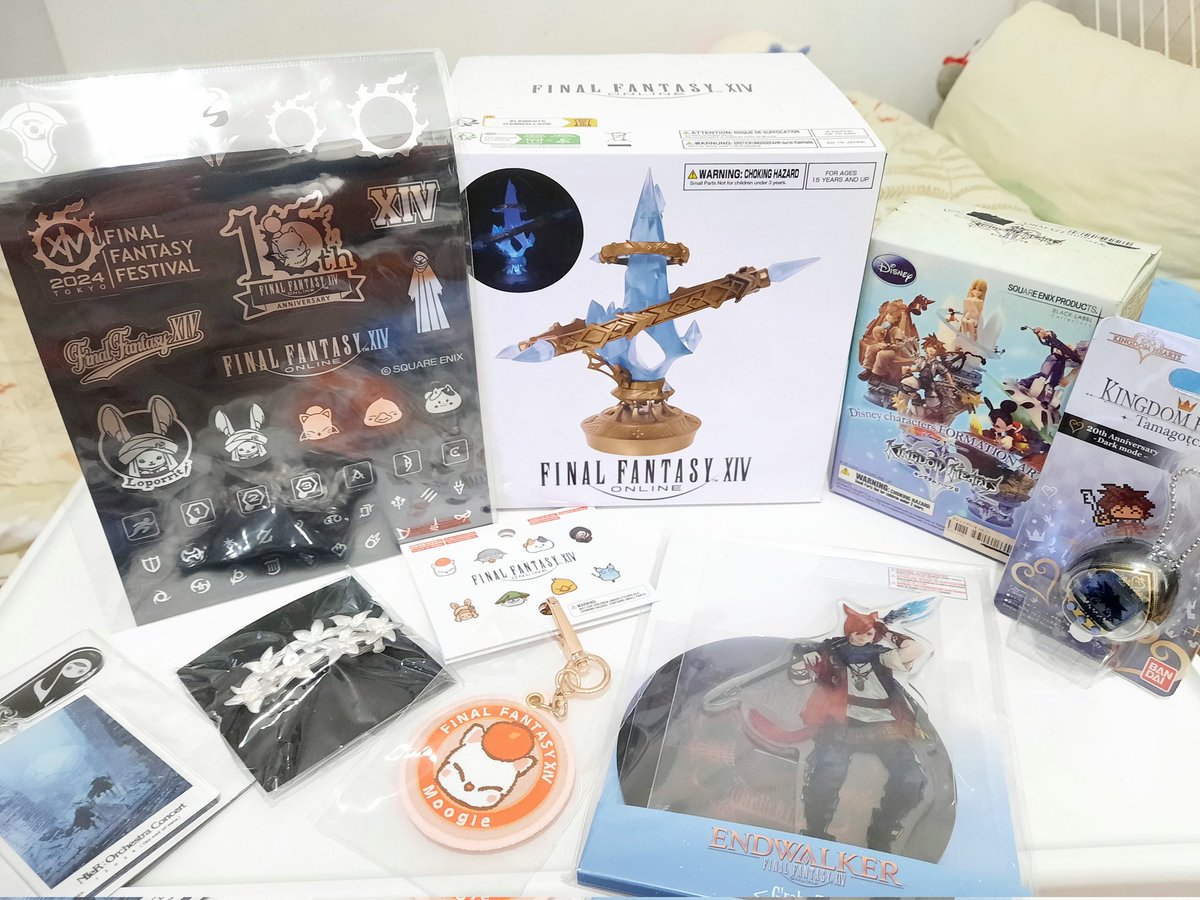 Hello! 👋 I'm giving away a set of FFXIV , KH, and Nier merchs 😊🎮 All you have to do is 🌸 Follow + like+ retweet! 💬 Comment on which series of merch you want! Giveaway will end on March 20, 2024. Will pick 1 random winner for ech series. Goodluck everyone! ( ´ ▽ ` )ﾉ