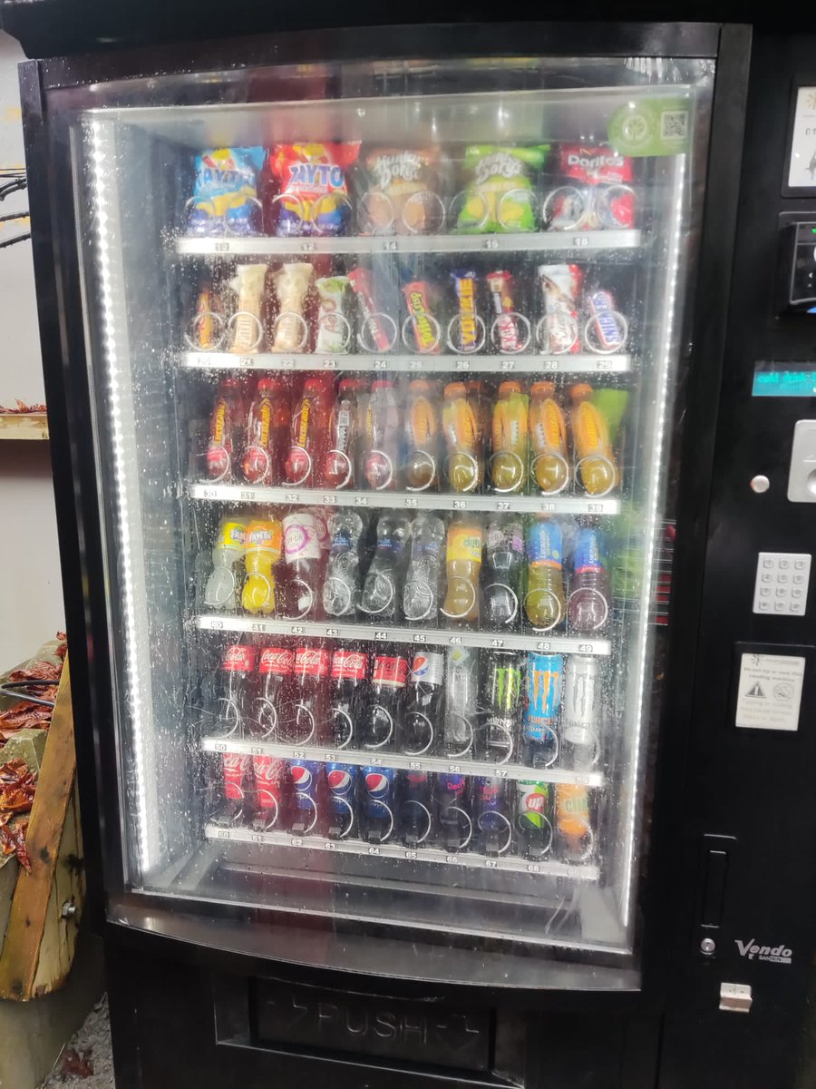 Say hello to our vending machine for a large construction site in Co.Limerick 🏗️🚧

With @sandenvendo and @NayaxGlobal , delivering Global Excellence 🤝
#vendingmachine  #vendingireland  #TheArtofVending” #construction #constructioncompany #limerick
