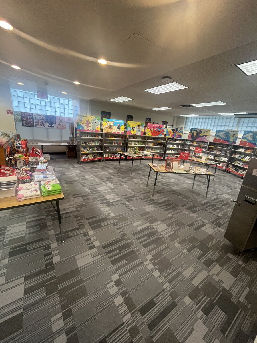 The Scholastic Book Fair is all set up for next week. Thanks to some awesome colleagues for helping me with set up after school! Students can visit during breaks starting Tuesday. 
Families are welcome to visit on Tuesday and Thursday from 4-7pm 📚📕📖