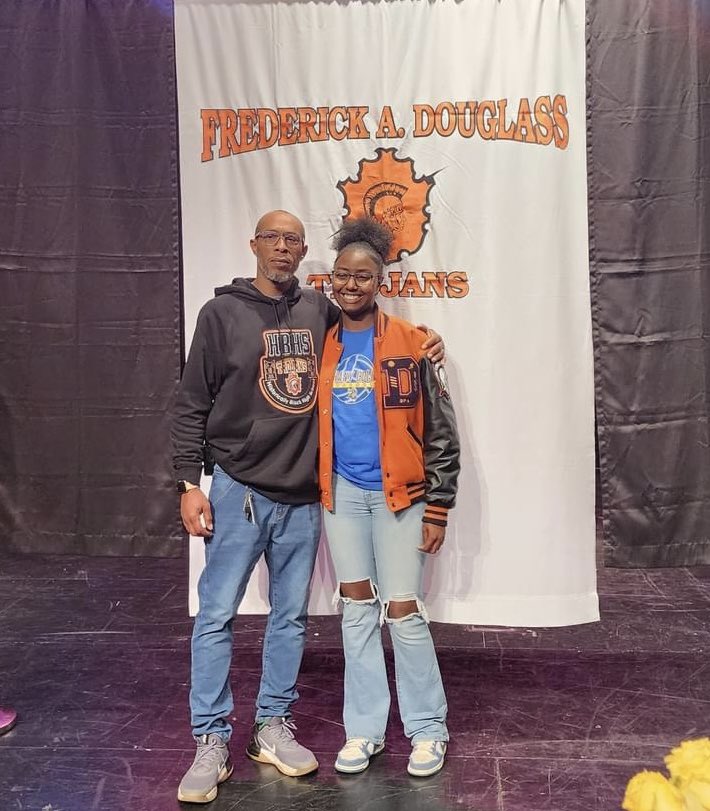 We are excited to welcome My’Shia Brown from Oklahoma City, Oklahoma to our Swedes family. Congratulations My’Shia! 🇸🇪