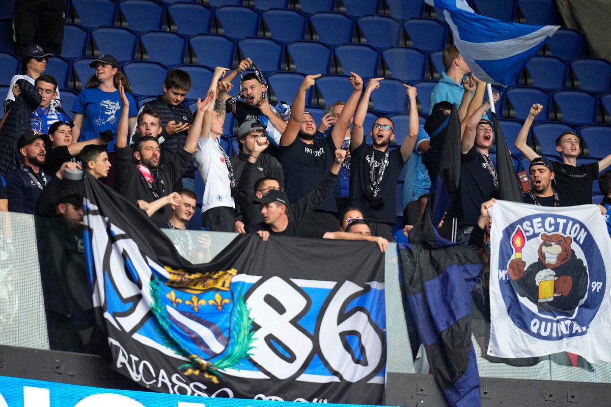 𝙉𝙀𝙒𝙎: City football group club Troyes' match against Valenciennes was abandoned following supporters protests with the club on the verge of successive relegations. 

[@TheAthleticFC]