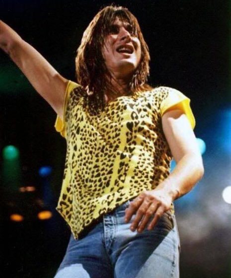 Is Steve Perry one of the greatest singers of ALL TIME? #Journey