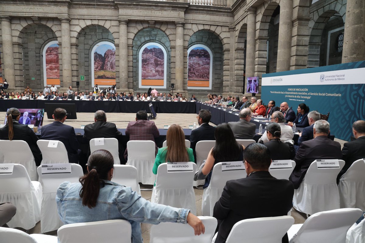 Los Foros de Vinculación son un espacio de diálogo y acciones para la Educación Dual, el Emprendimiento asociativo, el Servicio Social Comunitario y la Industria de Alta Tecnología con un enfoque regional y estatal.