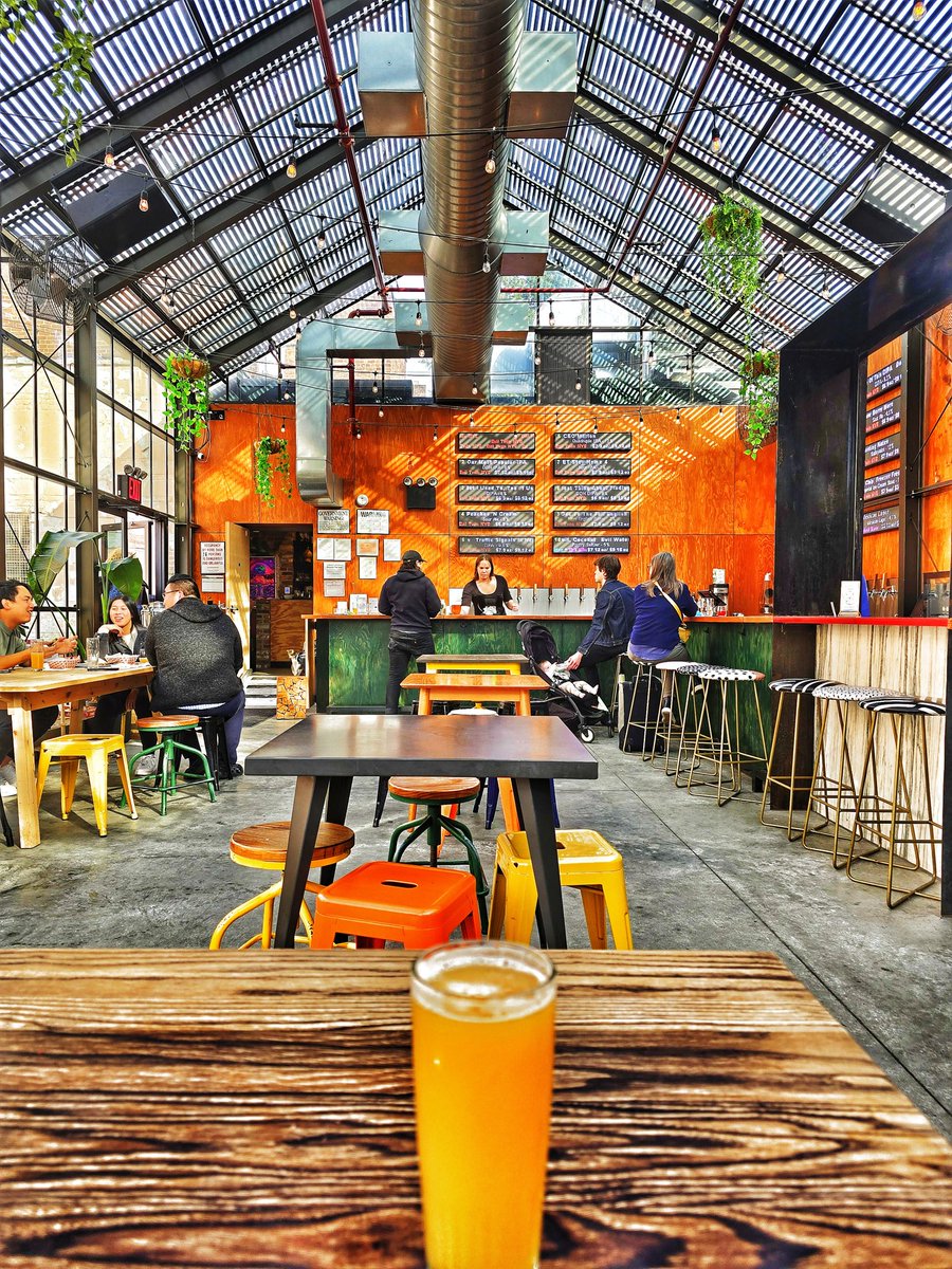 Beverages at Evil Twin