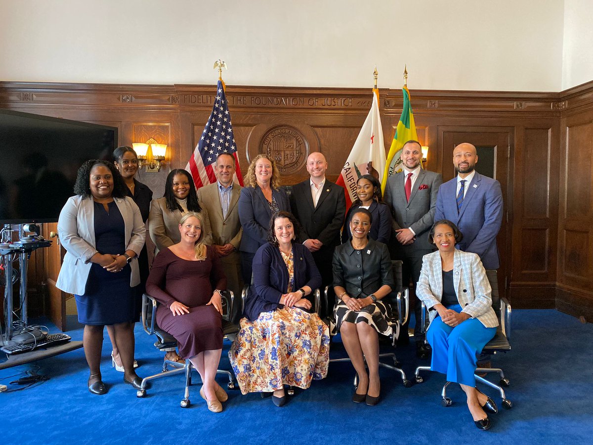 I met with @LAcity Deputy Mayor Bromaghim and #MakingGlobalLocal partners @LAEDC and @LAAreaChamber as well as local economic orgs @Global_LA_ and @ValleyAlliance to discuss how we can connect more Southern California businesses to the business opportunities that @USTDA creates.