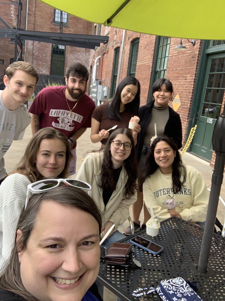 A little ice cream and Kubb on the courtyard was just what was needed to celebrate the last day of classes!