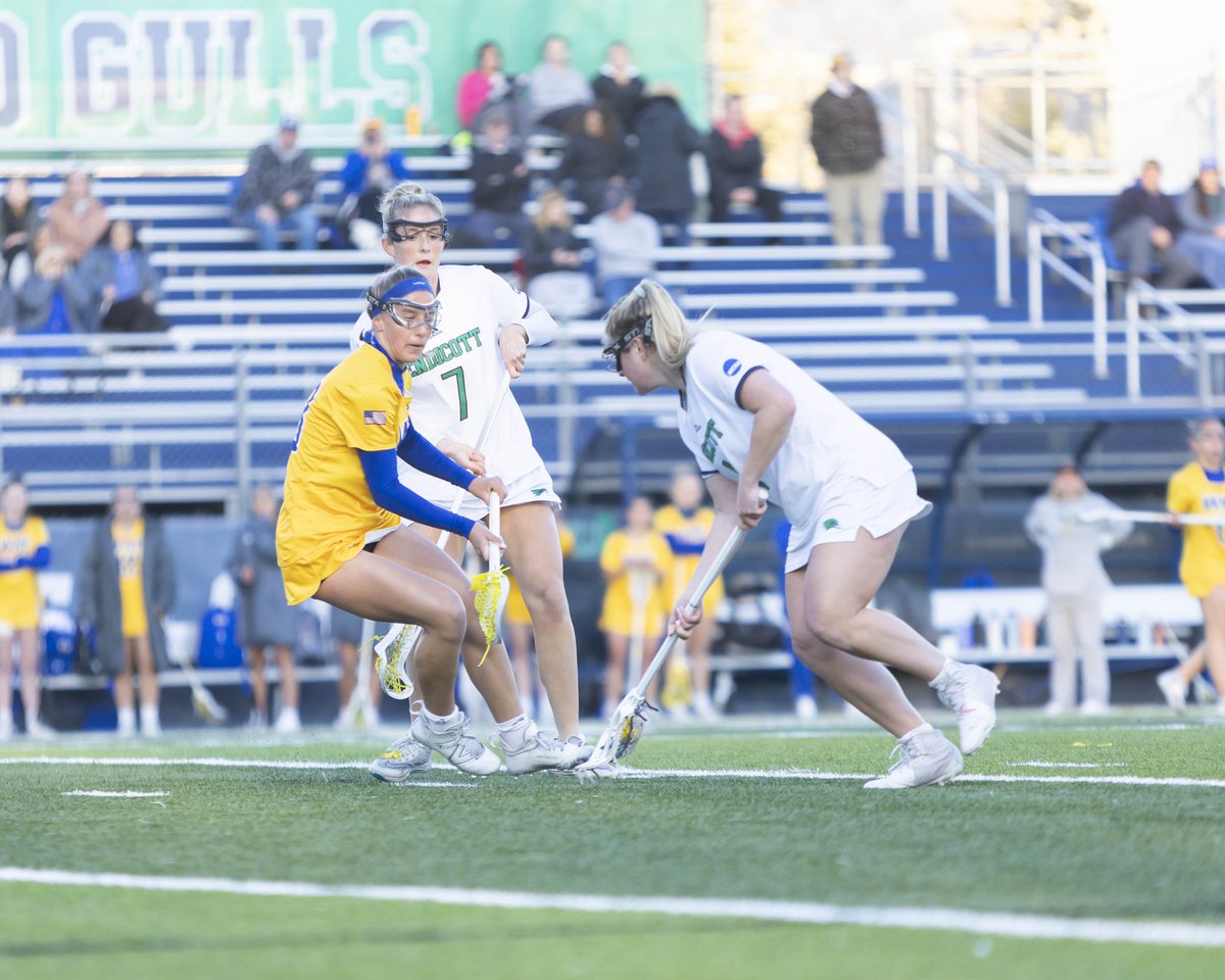 EC_Observer's tweet image. MULTIMEDIA - 

Women’s Lacrosse beat Western New England 16-5 on Wednesday in the CCC Semifinals. The Gulls will face RWU for the CCC Championship title on Saturday May 4th at 1pm! View more exclusive photos from the game at endicottobserver.com or use the QR code! 

#endicott