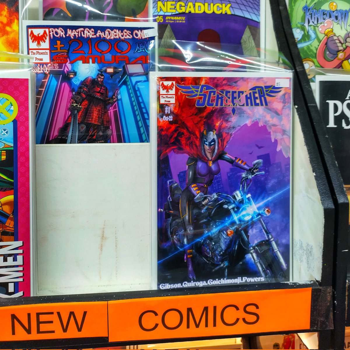 9 Planet Comics just restocked some issues of my comic! 
If you are near Dearborn Heights, MI be sure to stop in!
#ironage