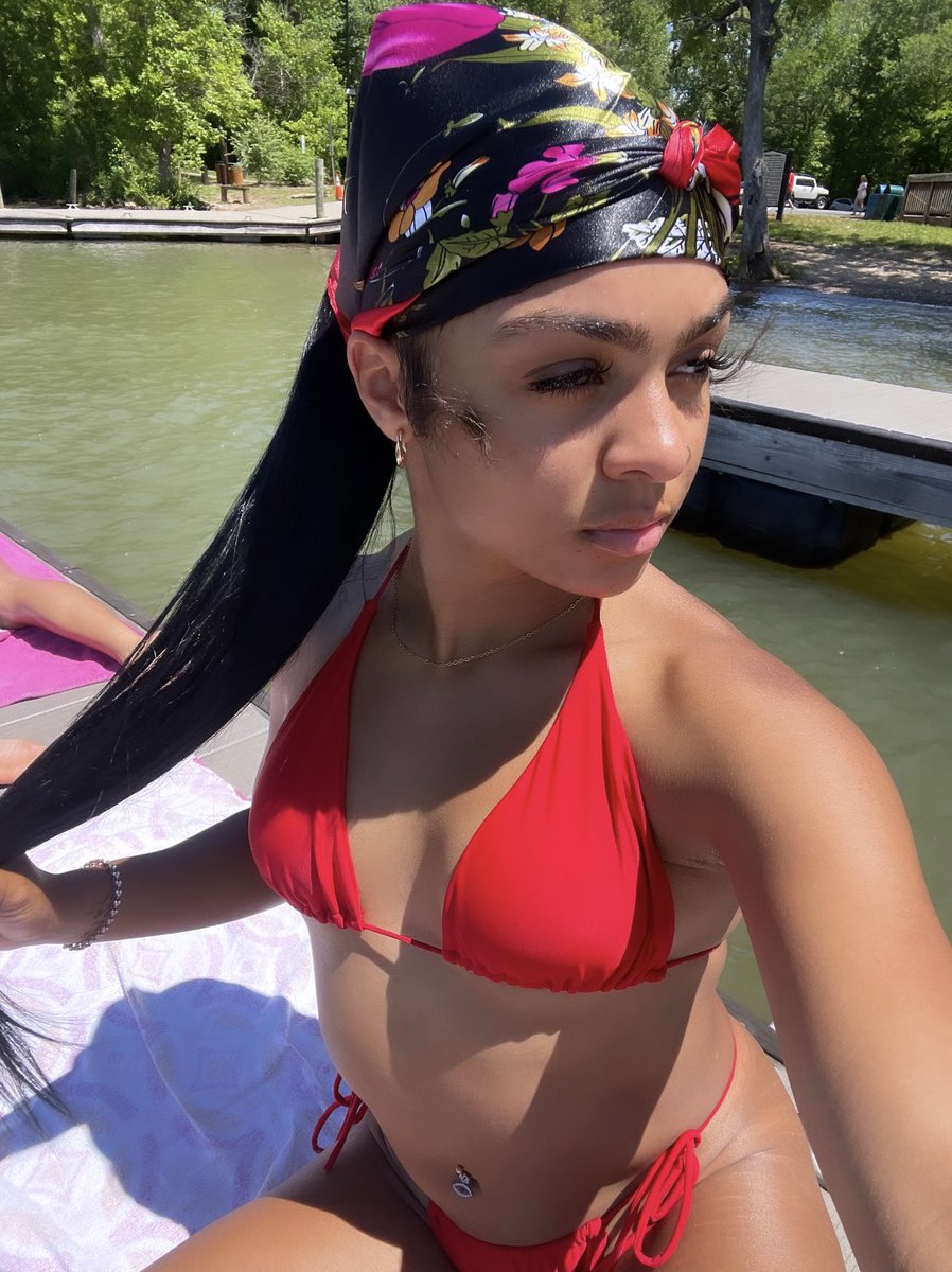 karolinamarie_'s tweet photo. 🍒 https://t.co/jMzKqiMER9