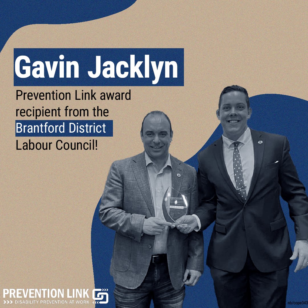 @brantfordPFFA President, @JoshVanHorne2, presenting the Prevention Link award to @GavinKit8 from the Brantford District Labour Council. Thank you Gavin for supporting injured, ill and disabled workers. #WorkersComp #WorkersCompensation #onlab #healthandsafetfy #onpoli