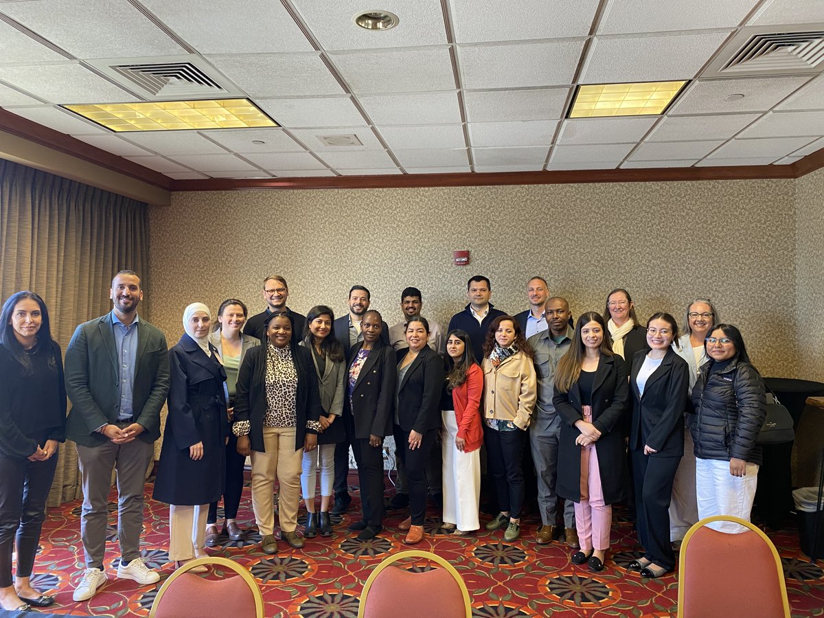 GlobalSacCA's tweet photo. 🌍 🌱 This week, we welcomed sixteen participants from various regions to our IVLP program, where they learned about U.S. clean energy policies. 💡 From economic growth to environmental sustainability and security, they explored it all! https://t.co/SQTfTePu7y