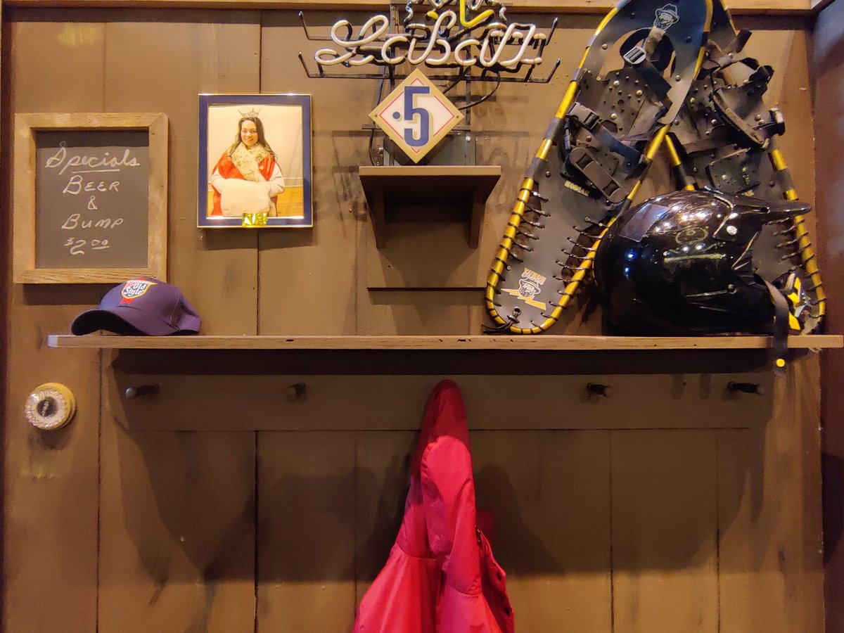 BEHIND THE CURTAIN: DON'T HUG ME 🎭

Join us for an evening of karaoke, shenanigans, and the Manistee Civic Players. 

Order your tickets today: 
ci.ovationtix.com/35295/producti…