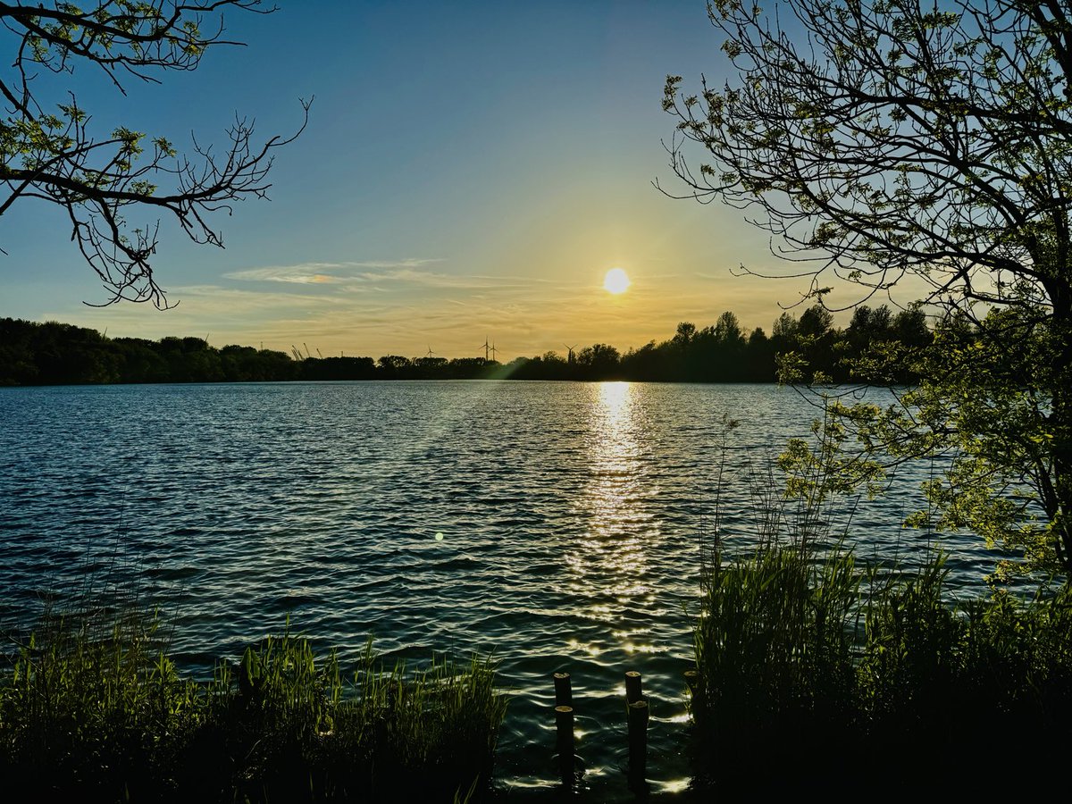 Sunset stroll around Bospolder, Antwerp