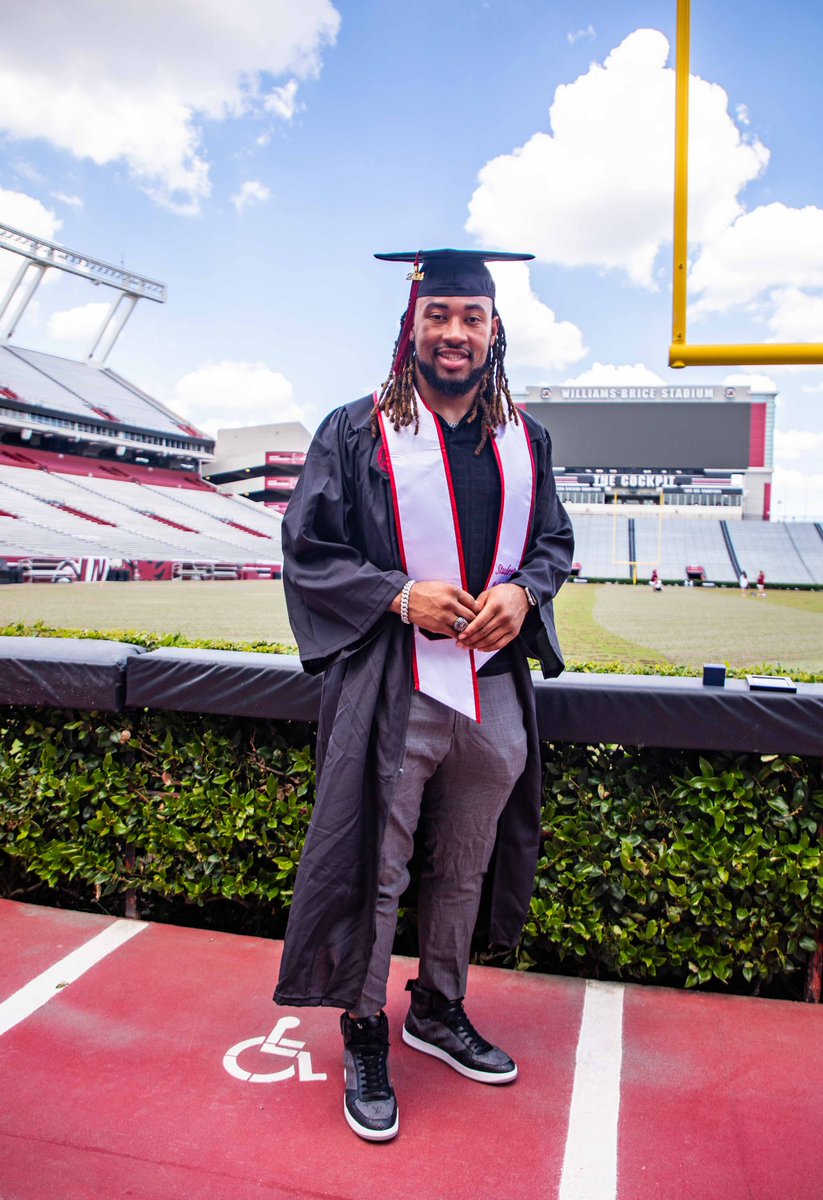 Debo Williams tweet media