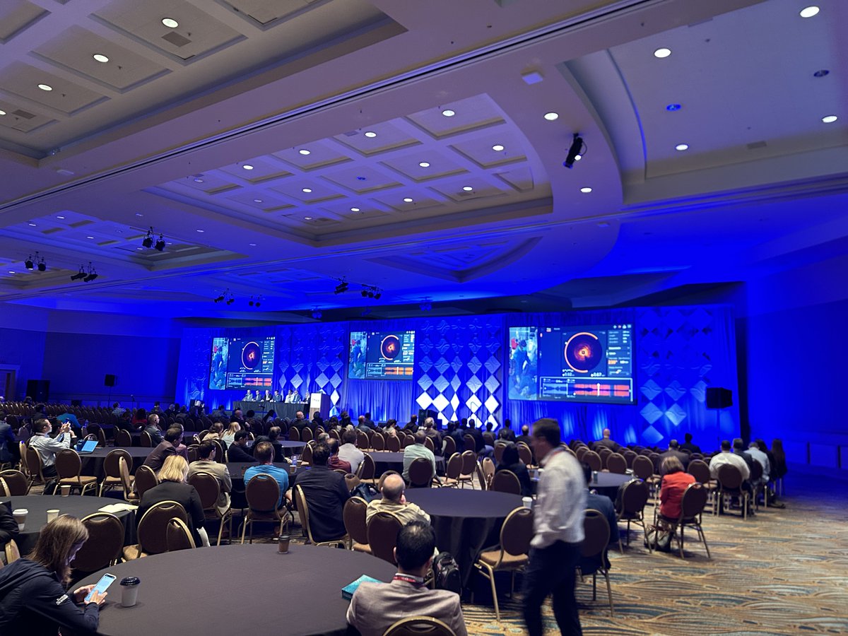 Packed house at #SCAI2024 for a live case from @MedStarWHC with @HashimHayder and @ron_waksman involving a complex, multiple ISR lesion (mechanical and biological failure) in the LCx. Great imaging using @AbbottCardio OCT Ultreon 2.0. Treated with OPN NC and Brachytherapy @SCAI