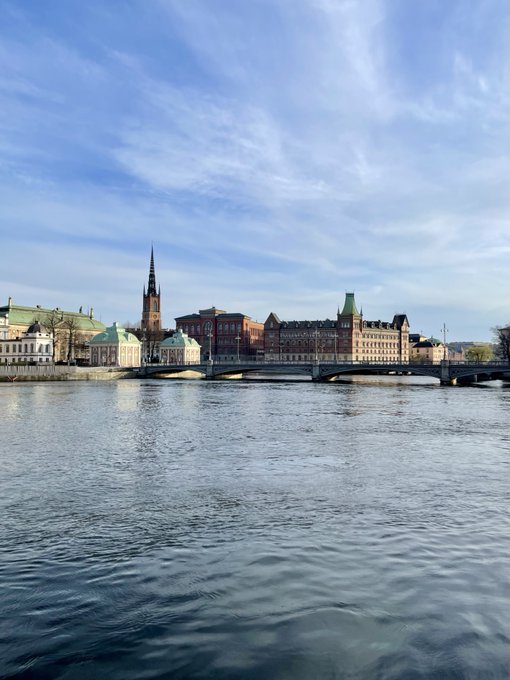 Viernes para agradecer a la plataforma @OnlyFans que sin ellos y mi arduo trabajo como creador de contenido<a class="tags" href="/tag/onlyfans">@onlyfans</a>