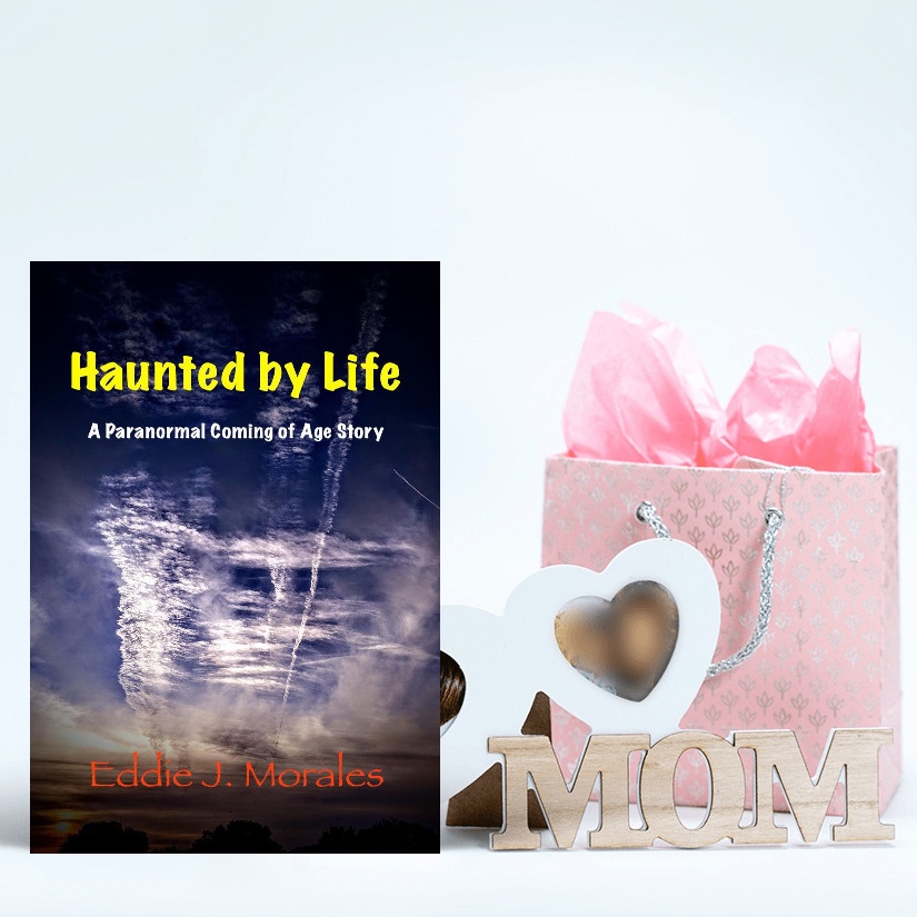 ⭐️⭐️⭐️⭐️⭐️ Haunted by Life: A #Paranormal Coming of Age Story is a creepy #ghost story with #mystery & #suspense. 'Favorite character is the mother who clearly has a good moral compass,' said an Amazon customer. #horror #BooksWorthReading #mothersdaygift amazon.com/Haunted-Life-P…