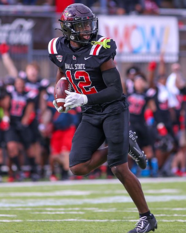 After a great talk with coach @CoachShaqV I want to thank @BallStateFB for re-offering me⚫️🔴 @Coach_Mukes @CoachAJLash