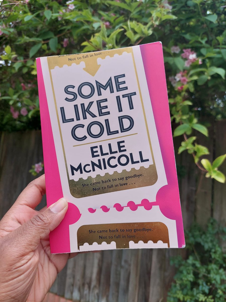 A sweet, will they won't they rom-com. Loved Art and Jasper! Thanks @MacmillanKidsUK for the proof. Some Like It Cold by @BooksandChokers out Oct ❤️