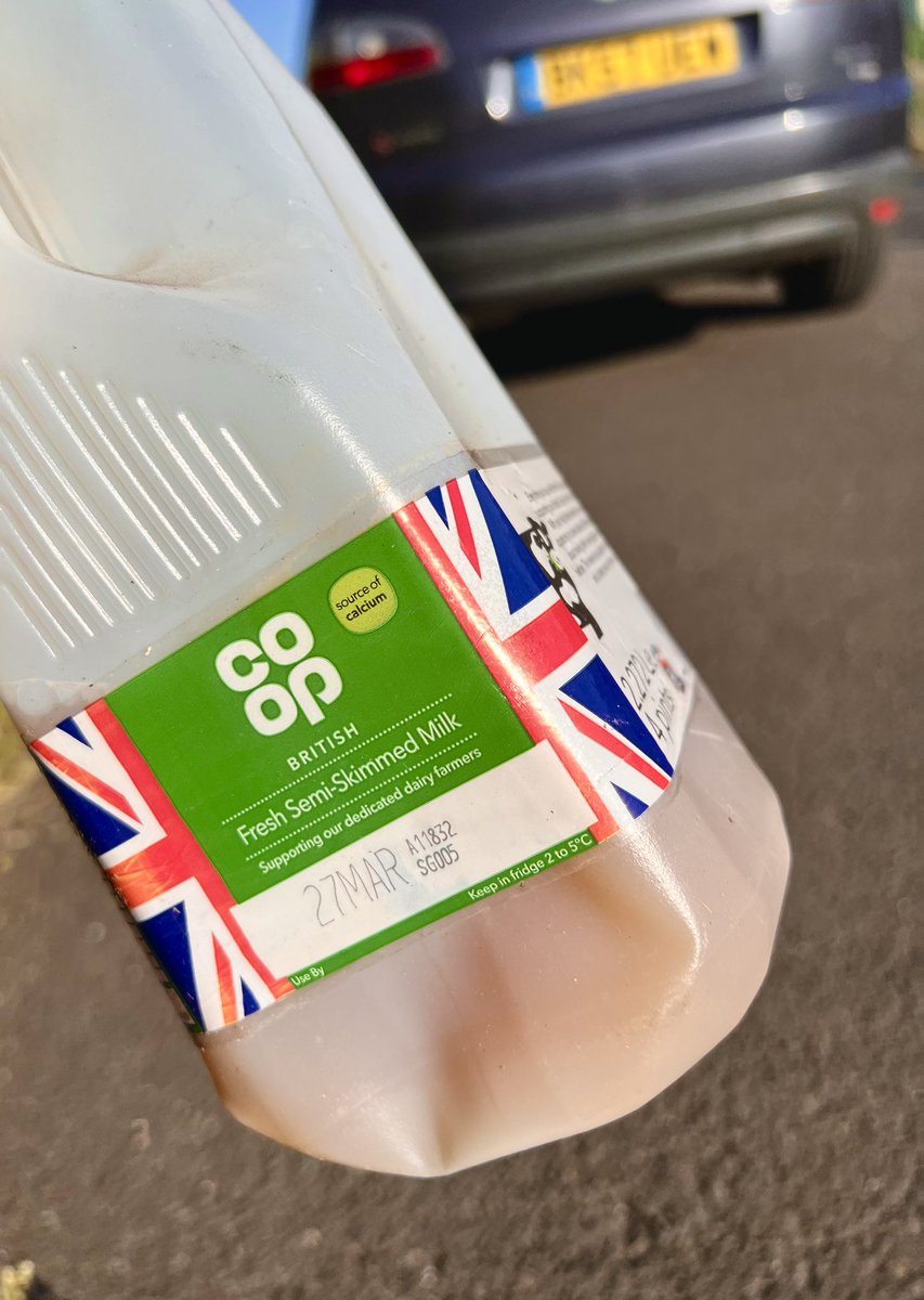 Yes, that ain’t milk! 🤢 #Cleanup #Litterpick