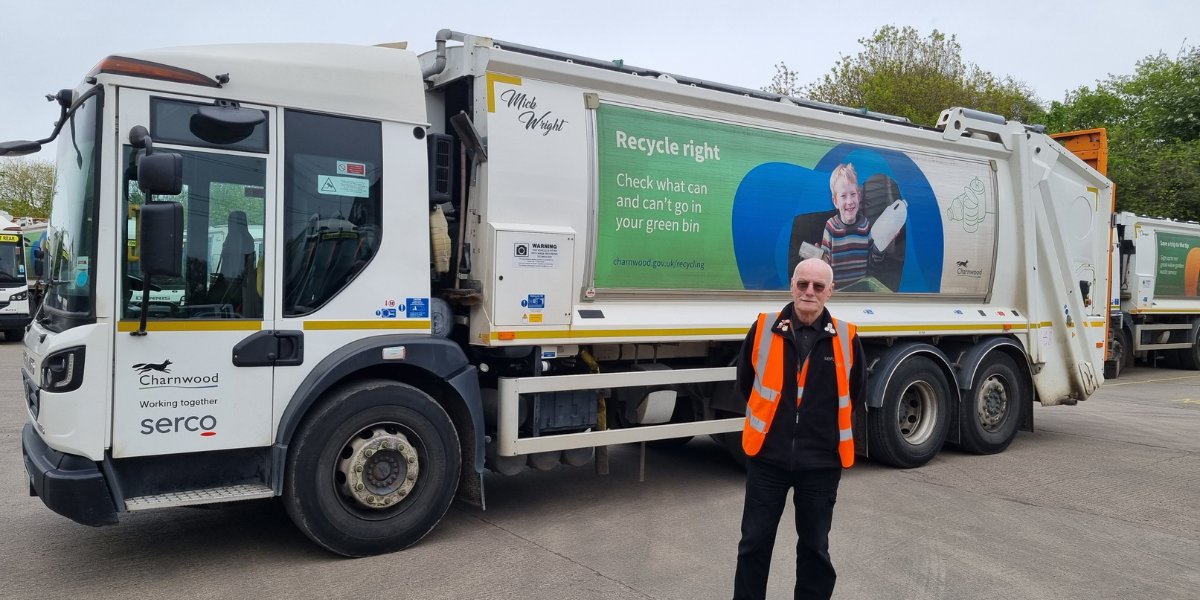 CharnwoodBC's tweet photo. Mick Wright who started collecting waste &amp; recycling in #Charnwood exactly 56 years ago today, has shared his memories as the borough marks its 50th anniversary.

Along with our partner @SercoESUK we would like to thank Mick for his service as he retires today.

Thank you Mick!👏 https://t.co/Z4oA6fEBJV