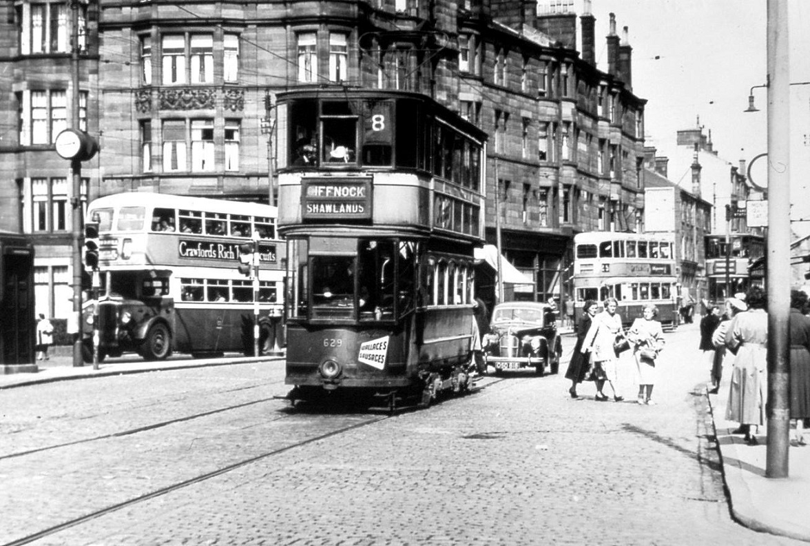 Shawlands Cross, #Glasgow 1950s.
(Source unknown)