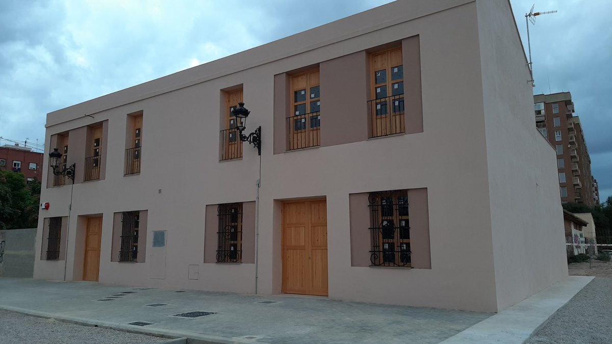 Este dissabte i diumenge, disfruta de la jornada de benvinguda del nou Centre Cultural Municipal Alqueria Albors, en el C/ Sant Joan Bosco 71 📍, amb activitats per a tots els públics en horari de matí com contacontes, l'exposició "Mi barrio", xarrades i tallers.

<a href="/ajuntamentvlc/">Ajuntament València</a>