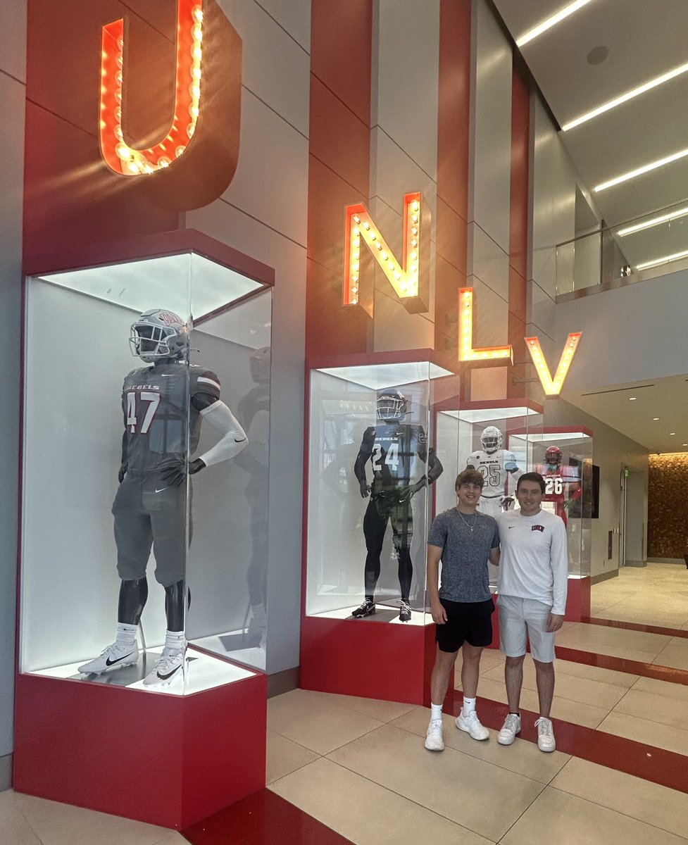 I want to thank @EricAdams96 and @CoachJBrown7 for a great visit today at @unlvfootball! @CCPackersFball @CoachHoon