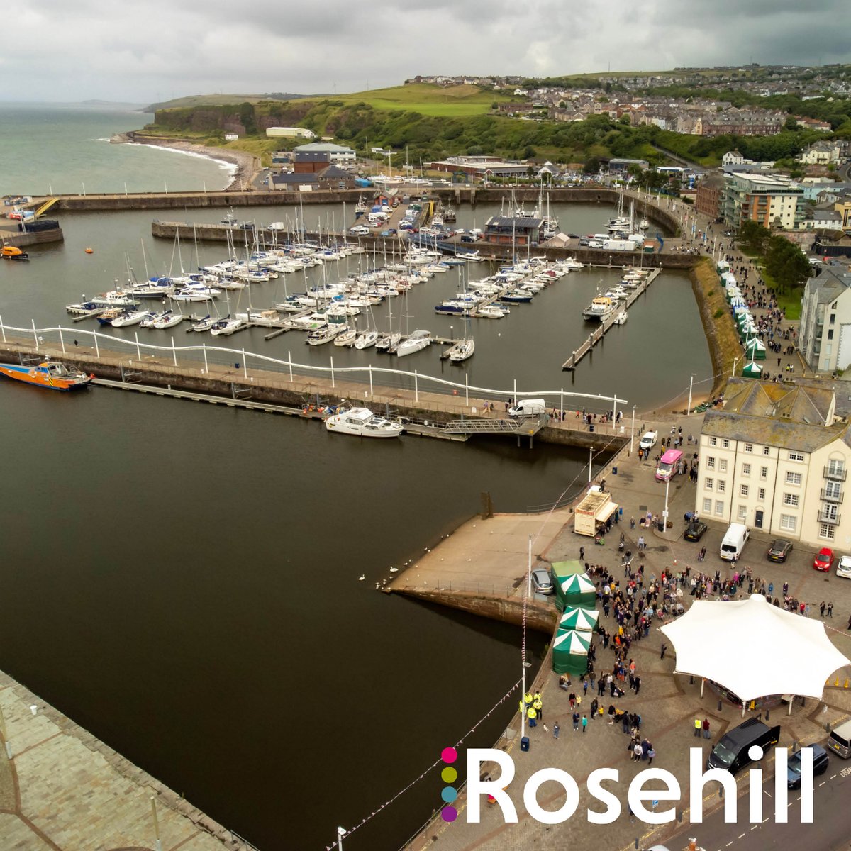 🎉🌞Happy Bank Holiday weekend everyone!🎉🌞 If you aren't coming to The Freddie & Queen Experience tonight 🎶🎤🎸what are you up to?Maybe a walk round our lovely Harbour? Tell us below. #bankholiday #weekendvibes #lovewhereyoulive #whitehavenharbour